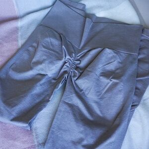 Grey Scrunch Leggings